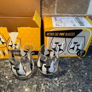 Retro Funky Black Cat Wine Glasses Set of 4 New in Original Boxes